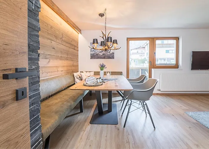 아파트 Mountain Base 피버브룬